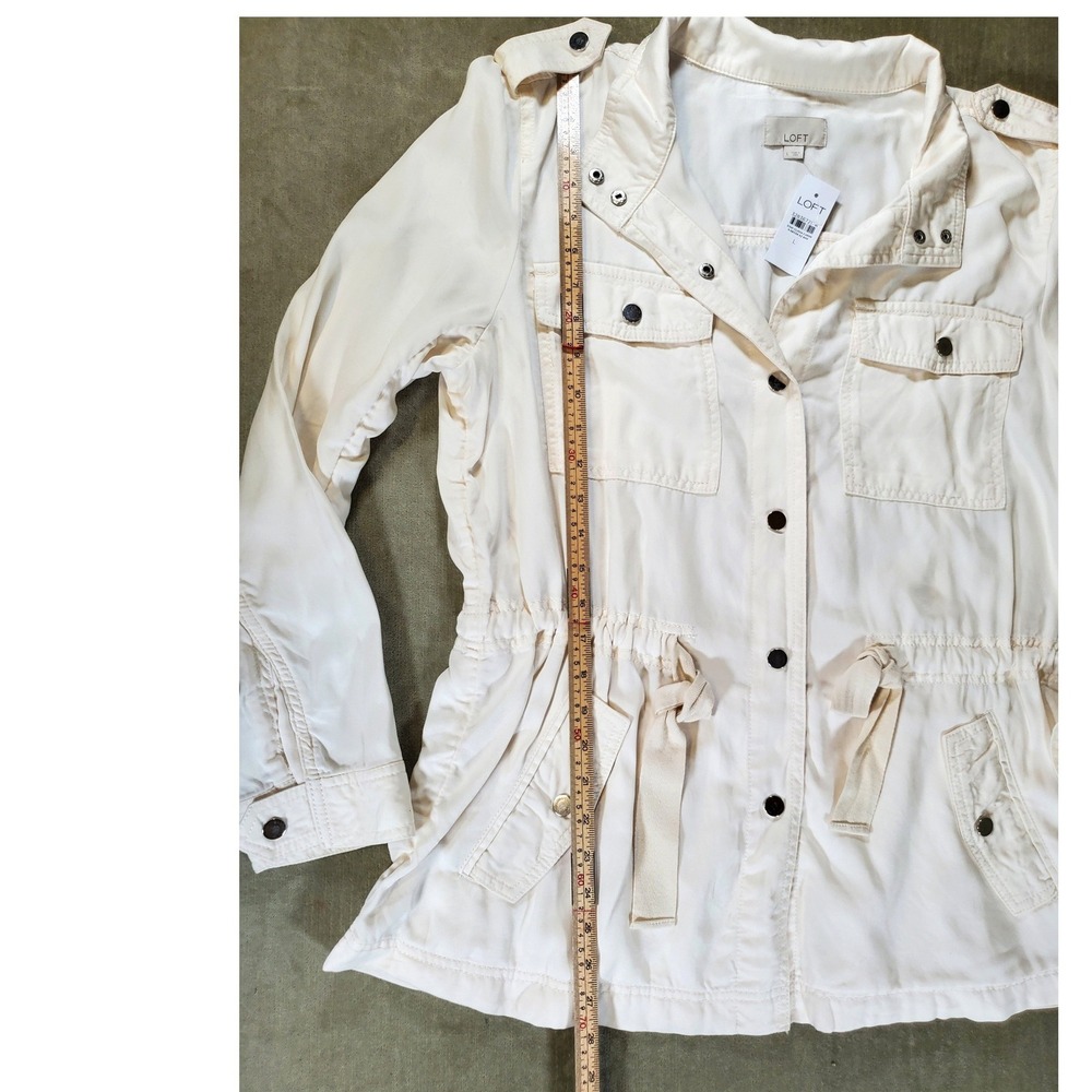 LOFT Women Ivory Utility Field Jacket NWT Size L Cream Cargo Cinched Waist Soft - Picture 7 of 10